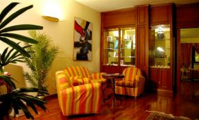 Villa Madrina, komfortables Hotel in bester Lage mit Seeblick nahe See